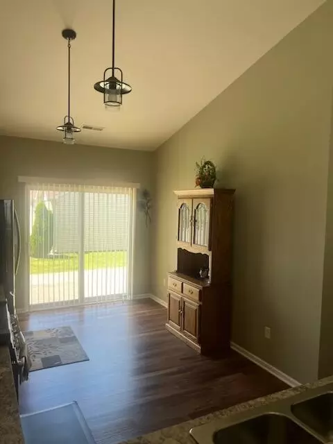 7710 E 112th Ave, Crown Point, IN 46307 photo 12