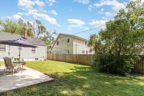 Exterior - 330 N Dwiggins St, Griffith, IN 46319 photo 5 of 10