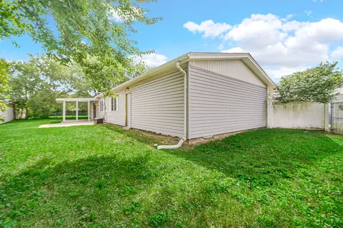 1349 N Jay Cir, Griffith, IN 46319 photo 6