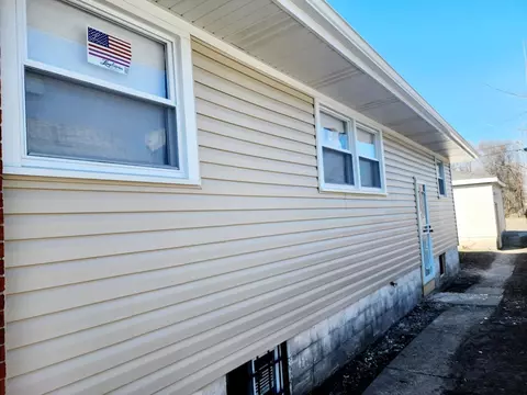 2122 W 19th Ave, Gary, IN 46404 photo 17