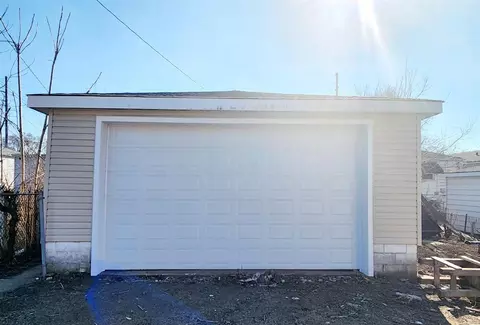 2122 W 19th Ave, Gary, IN 46404 photo 19