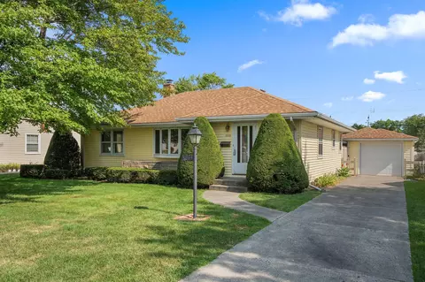 3215 Garfield Ave, Highland, IN 46322