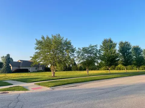 1606 Chalone Ct, Crown Point, IN 46307 photo 4