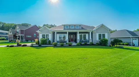 330 W Houghton Dr, Valparaiso, IN 46385