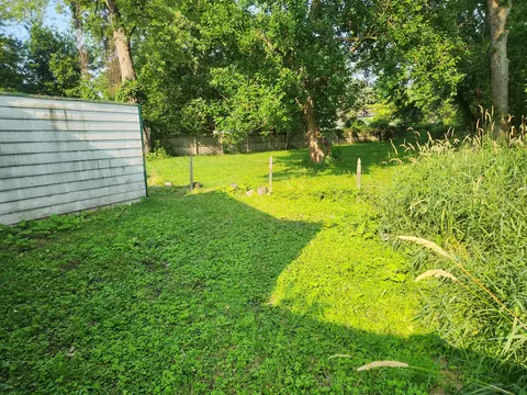 1333 N Cline Ave, Griffith, IN 46319 photo 12