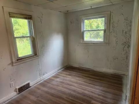 1333 N Cline Ave, Griffith, IN 46319 photo 8