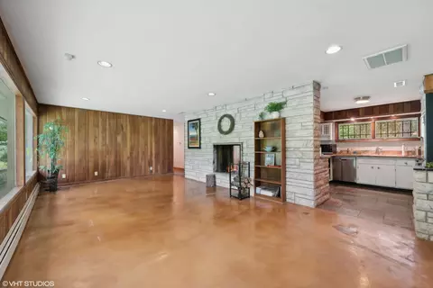 755 Morgan St, Gary, IN 46403 photo 4
