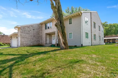 Exterior - 2584 Parkview St, Portage, IN 46368 photo 2 of 5