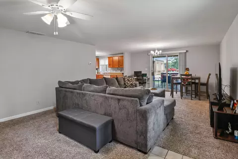 Living - 2584 Parkview St, Portage, IN 46368 photo 1 of 2