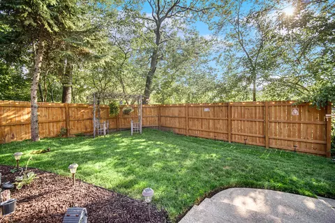 631 Morgan St, Gary, IN 46403 photo 3