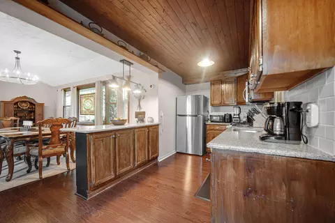 631 Morgan St, Gary, IN 46403 photo 5