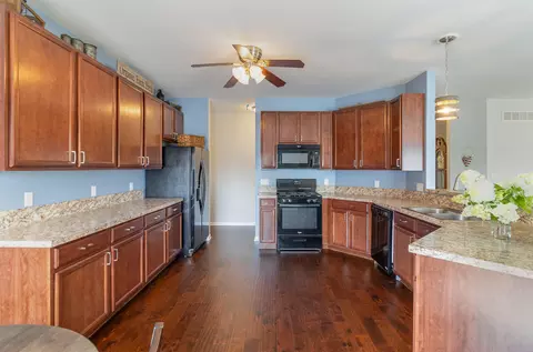 13097 Cleveland St, Crown Point, IN 46307 photo 8