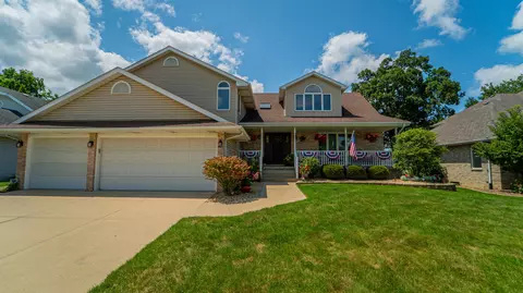 2924 Morningside Dr, Crown Point, IN 46307 photo 1