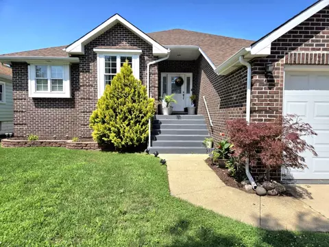 4220 Henry Ave, Hammond, IN 46327