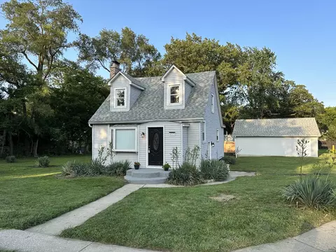 4025 Marshall Pl, Gary, IN 46408 photo 1