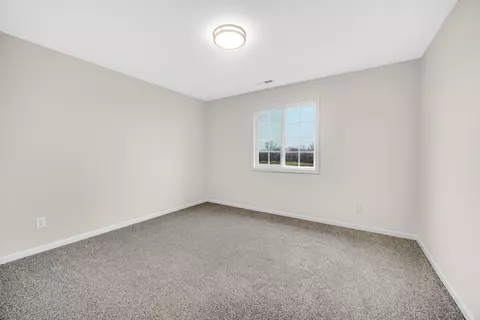 344 Cherry Hill St, Valparaiso, IN 46385 photo 23