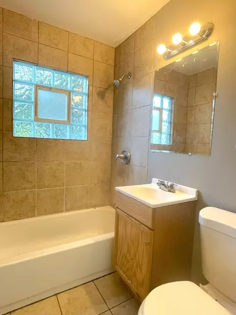 5114 Ohio Ct, Gary, IN 46409 photo 9