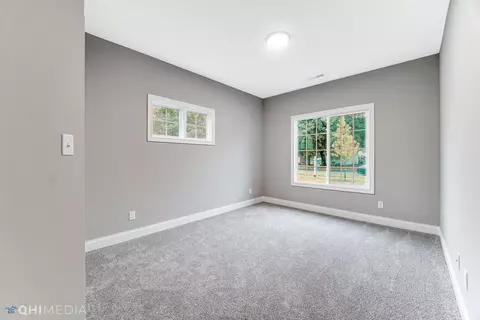 314 Holst Ln, Valparaiso, IN 46385 photo 11