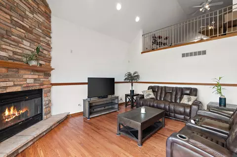 Living - 3864 W 153rd Ave, Crown Point, IN 46307 photo 2 of 5