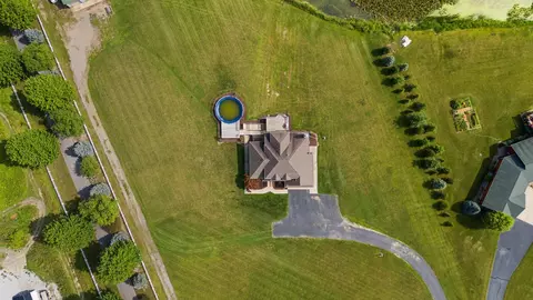 View/Area - 3864 W 153rd Ave, Crown Point, IN 46307 photo 11 of 16