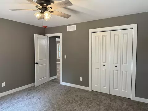 Bedroom - 3613 Pointer Ln, Wheatfield, IN 46392 photo 3 of 6