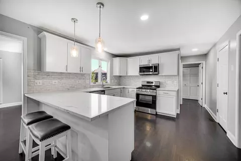 2643 Partlow Dr, Naperville, IL 60564 photo 7