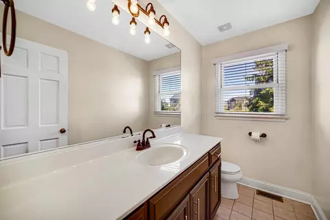 2643 Partlow Dr, Naperville, IL 60564 photo 3