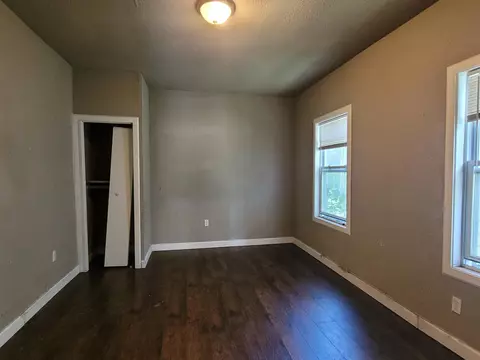 817 Tyler St, Gary, IN 46402 photo 5