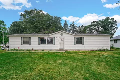 3804 Nordway Rd, Kingsford Heights, IN 46346