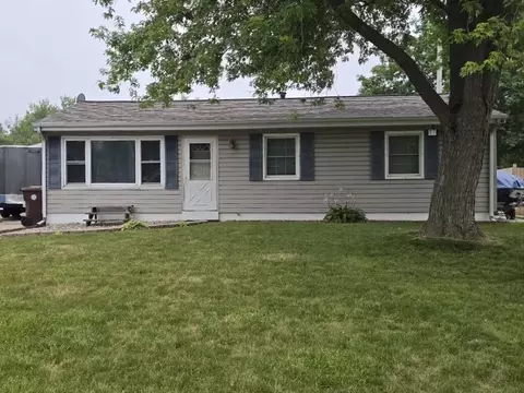770 Heritage Rd, Valparaiso, IN 46385 photo 1