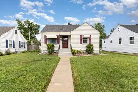 137 N Raymond St, Griffith, IN 46319 photo 1