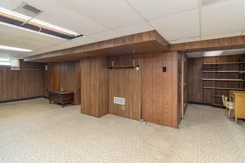 137 N Raymond St, Griffith, IN 46319 photo 14