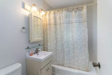 137 N Raymond St, Griffith, IN 46319 photo 9
