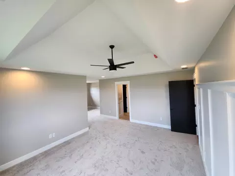 9400 Tall Grass Trl, Saint John, IN 46373 photo 7