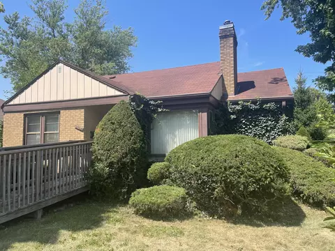 3149 Highway Ave, Highland, IN 46322