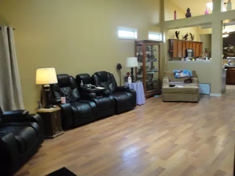 Living - 1225 Thistle Dr, Griffith, IN 46319 photo 2 of 2