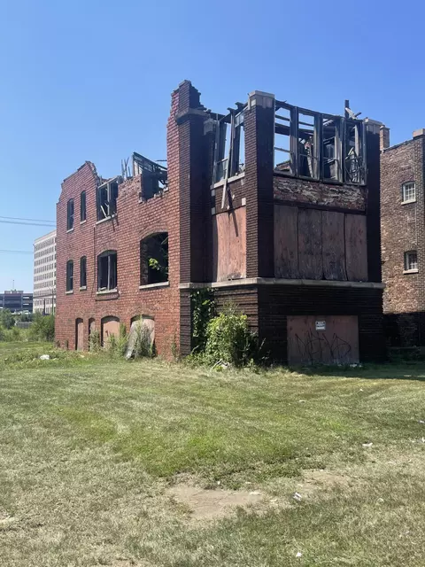 536 Connecticut St, Gary, IN 46402 photo 1