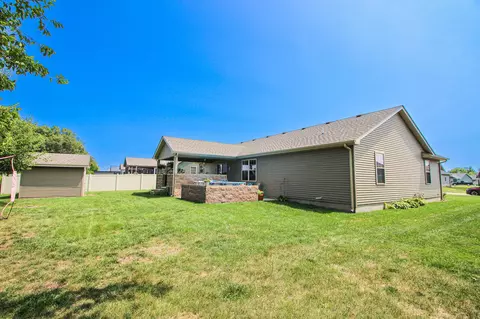 614 19th St, De Motte, IN 46310 photo 21