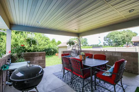 614 19th St, De Motte, IN 46310 photo 24