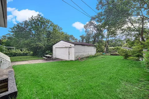 2154 Roosevelt Pl, Gary, IN 46404 photo 3