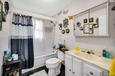 2154 Roosevelt Pl, Gary, IN 46404 photo 5