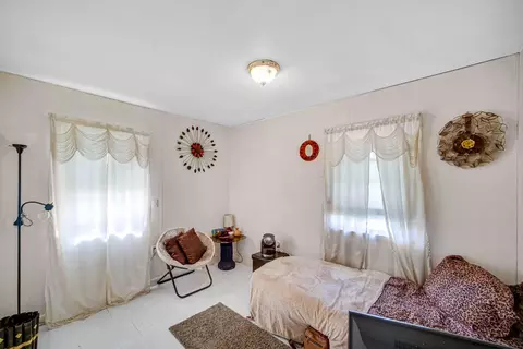 2154 Roosevelt Pl, Gary, IN 46404 photo 7
