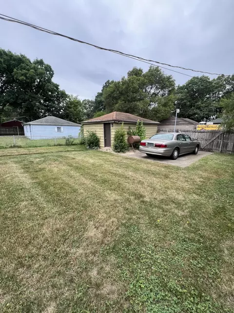 1336 Baker St, Gary, IN 46404 photo 8