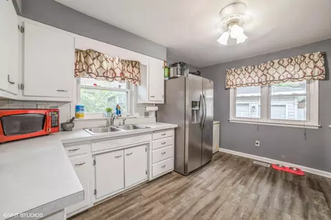 435 N Colfax St, Griffith, IN 46319 photo 6