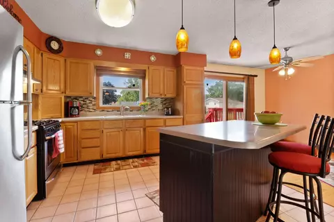 947 Mohawk Dr, Crown Point, IN 46307 photo 6