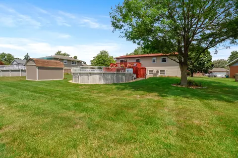 947 Mohawk Dr, Crown Point, IN 46307 photo 25