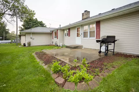 201 E Howard St, Brook, IN 47922 photo 7