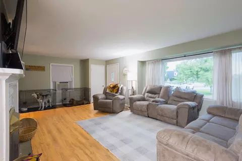 201 E Howard St, Brook, IN 47922 photo 12