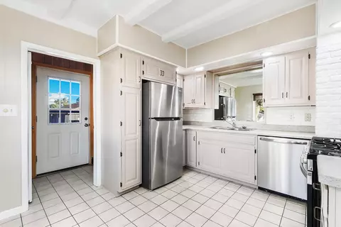 211 Greiving St, Dyer, IN 46311 photo 9
