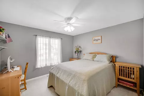 Bedroom - 949 Robin Ct, Dyer, IN 46311 photo 3 of 3